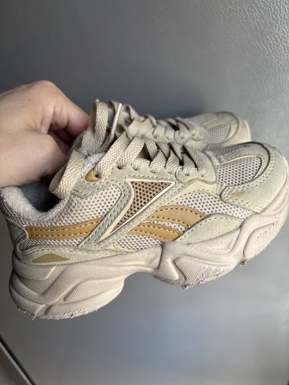 Nude Beige & Pink Color-block Tennis Shoes / Sneakers — Size 9